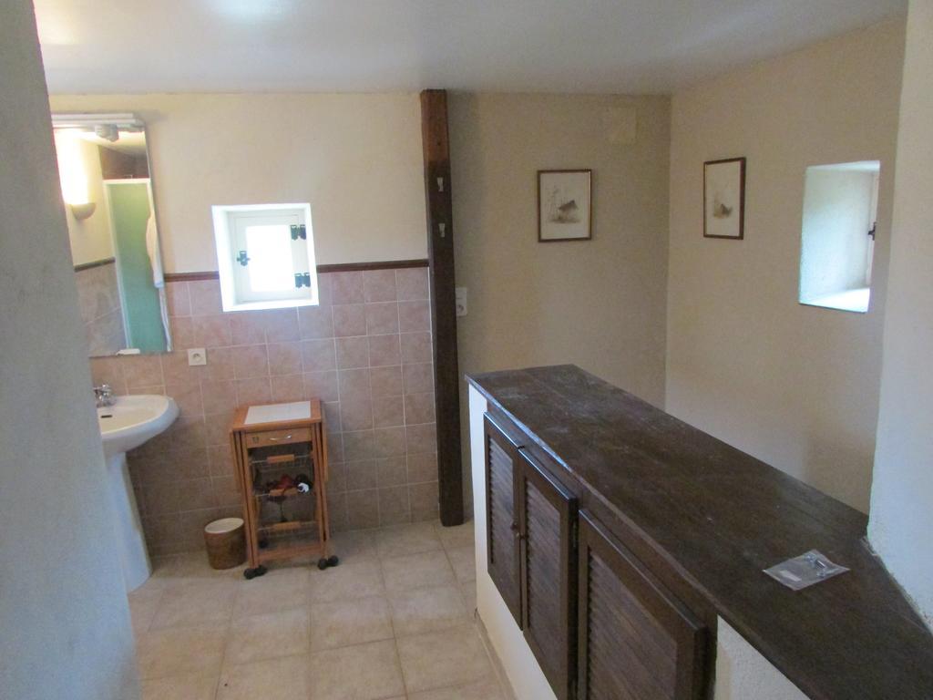 Logis De La Robliniere Bed & Breakfast Landevieille Екстериор снимка