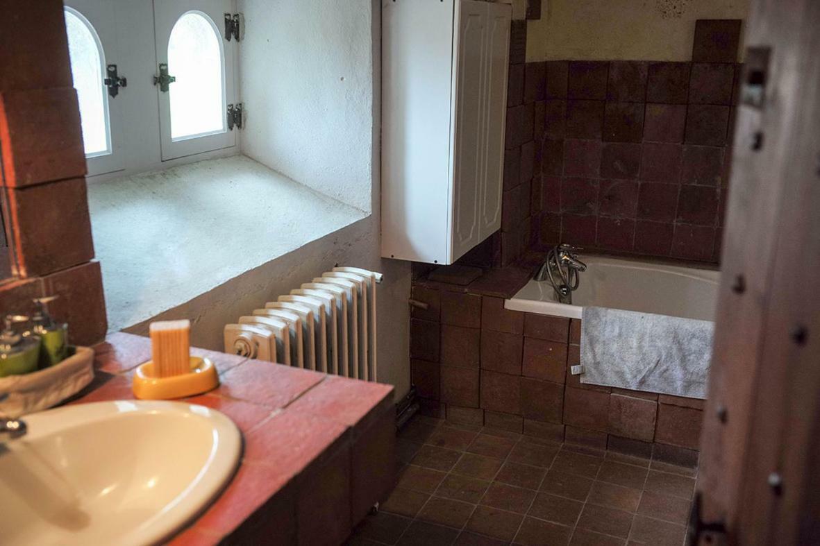 Logis De La Robliniere Bed & Breakfast Landevieille Екстериор снимка